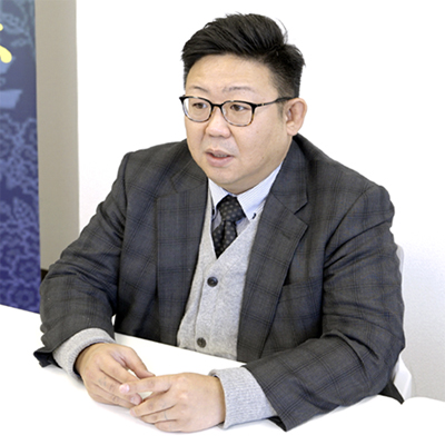 営業部長 佐藤 功一