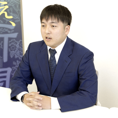 営業部 門間 翼